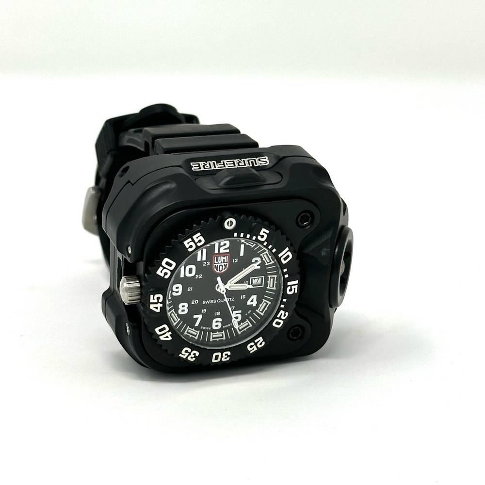Vintage SureFire Luminox 2211 LED Tactical Wrist Light Watch (Gen 1), No Box